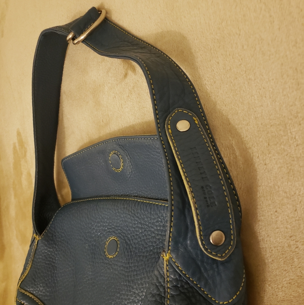 Handbag - Picture 5 of 5